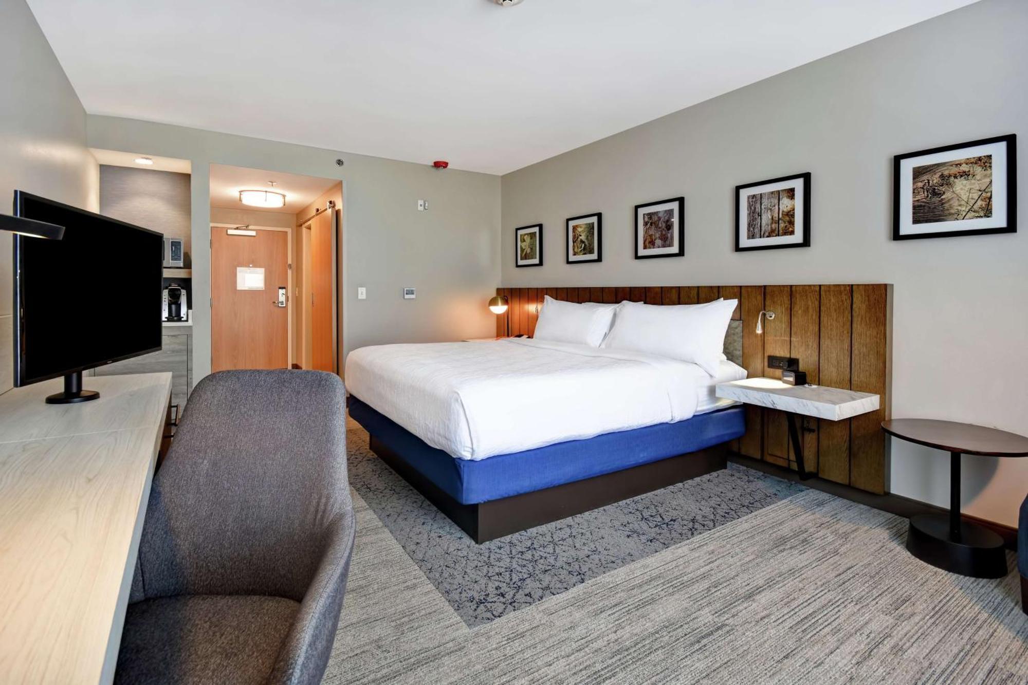 Hilton Garden 3*