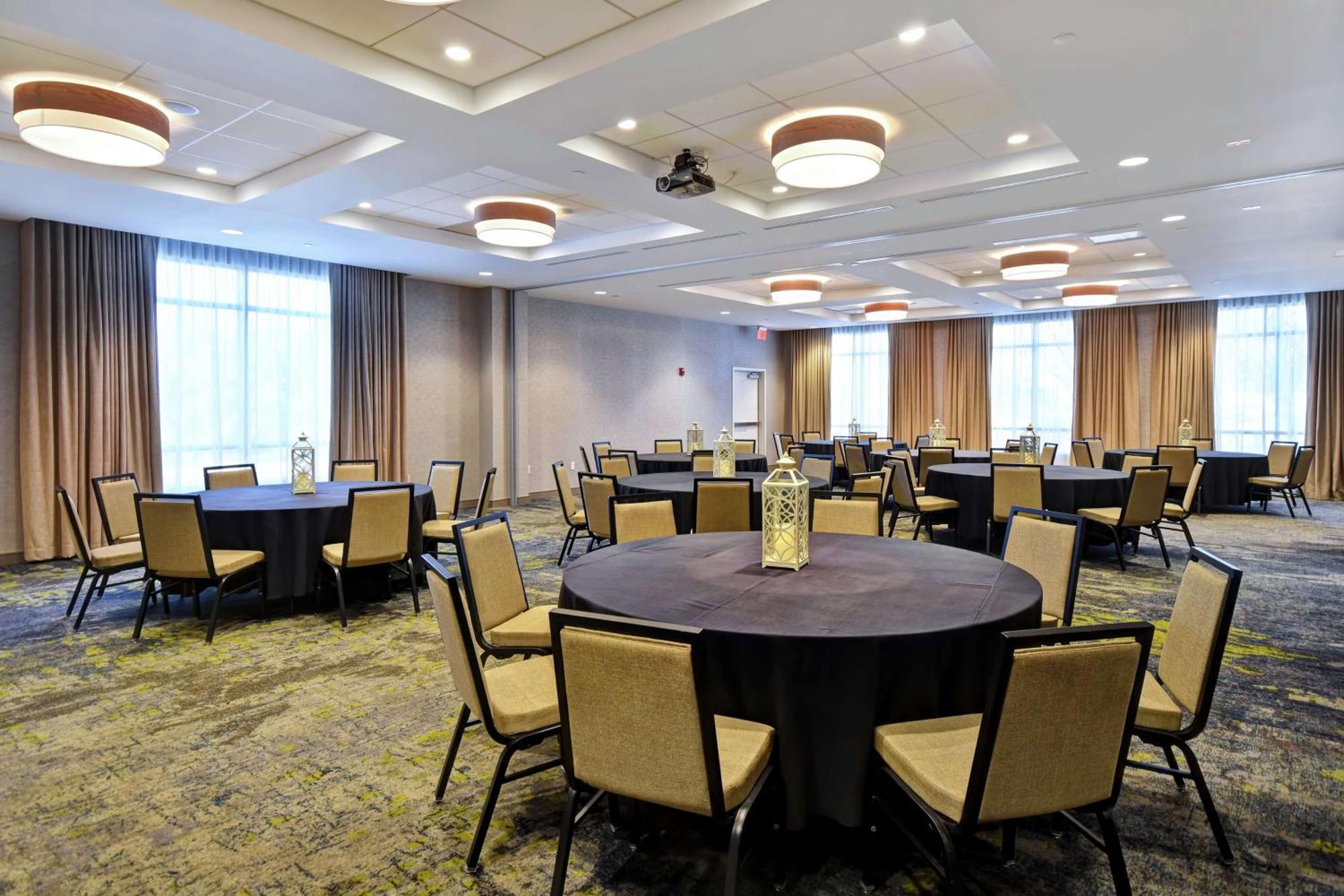Hotel Hilton Garden 3*